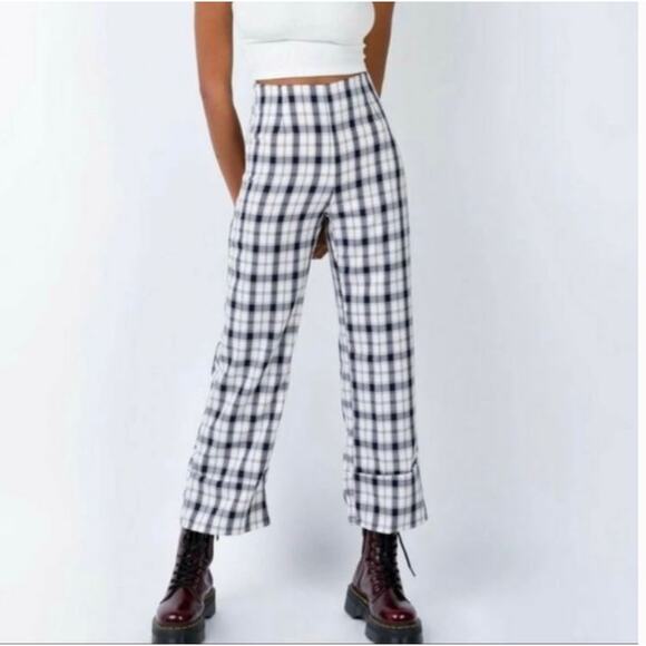 Princess Polly Women's Sz 10 Euros Black and White Plaid Wide Leg Trouser Pants - Picture 1 of 7